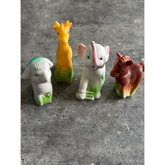4 Vtg Squeaky Animal Toys Giraffe, Horse, Lamb and Elephant Trunk Up Rubber Toys - Picture 1 of 7